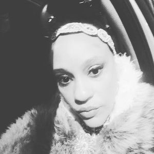 Meet your Posher, Leticia